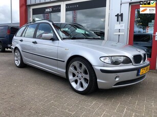 BMW 3-serie Touring 318i Executive Navigatie/Xenon/Leer