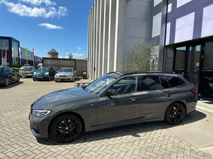 BMW 3-serie Touring 320d xDrive M Edition VOL OPTIES!