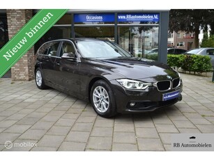 BMW 3-serie Touring 320iHigh-Executive360• CamNAPHeadUp