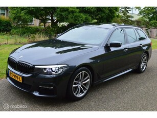 BMW 5-serie Touring G31 520D M-Sport / Panoramadak / 2018