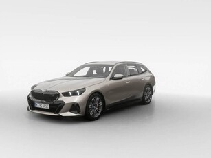 BMW i5 Touring eDrive40 M Sport Edition M Sport package