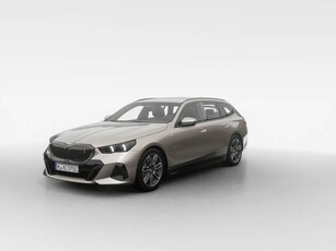 BMW i5 Touring eDrive40 M Sport Edition M Sport package