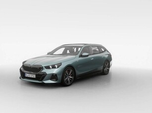 BMW i5 Touring eDrive40 M Sport package M Sport package