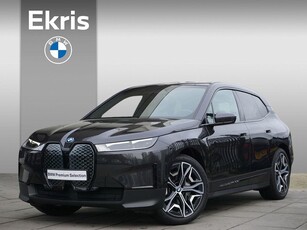 BMW iX xDrive40 High Executive Harman Kardon / Driving