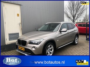 BMW X1 SDrive20i Business / 184 PK / NAVIGATIE / TREKHAAK /