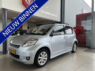 Daihatsu Sirion 2 1.3-16V Sport 4X4,Automaat,Schuifkantedak,Airco,Elektrischpakket,Spoilerkit,Achter