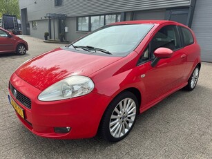 Fiat Grande Punto 1.4-16V Sport