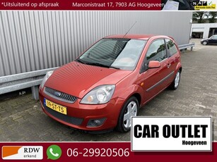 Ford Fiesta 1.3-8V Futura Airconditioning, Parrot Carkit