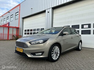 Ford Focus 1.0 TitaniumEdition/Airco/Navi/Cruise/PDC V+A/NAP