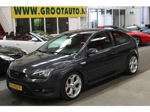 Ford Focus 2.5-20V ST Airco, Cruise control, Sport