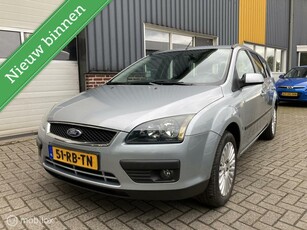 Ford Focus Wagon 1.6-16V First Edition