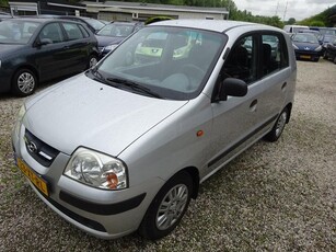 Hyundai Atos 1.1i Active Young stuurbekr centr lock radio cd