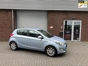 Hyundai I20 1.2i i-DealAIRCONIEUWE APKNAVICRUISE