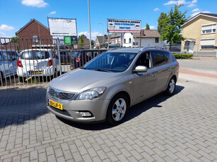 Kia Cee'd 1.4 CVVT X-ecutive