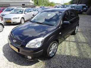 Kia Rio 1.4 X-pect 5 deurs airco 4x electr ramen nw apk