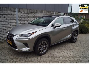 Lexus NX 300h AWD Luxury Line Autom Panodak Leder