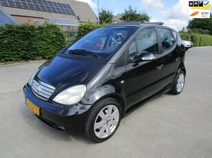 Mercedes-Benz A-klasse 210 Evolution Avantgarde pano airco