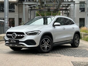 Mercedes-Benz GLA-klasse 200 163PK PANO, NAVI, SFEER