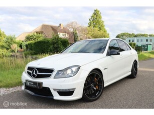 Mercedes C-klasse AMG 63 / C63 AMG / Navi / Onderhouden