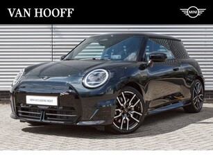 MINI Hatchback Cooper E JCW 40.7 kWh / Panoramadak / JCW