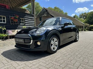 MINI Mini 1.5 Cooper. Airco,Cruise,Pdc,stoelverw. Dealer