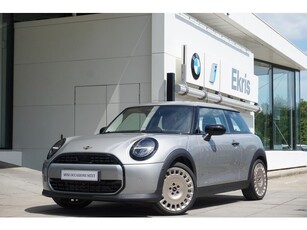 MINI Mini 1.5 Cooper C Essential Driving Assistant 18