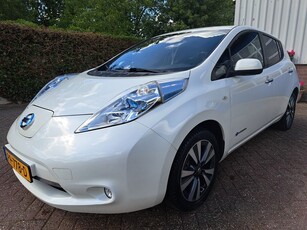 Nissan Leaf Tekna 30 kWh 6195.- EX BTW LEER/NAVI/CRUISE/360