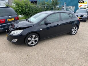 Opel Astra 1.4 Turbo Edition