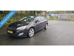 Opel Astra 1.4 Turbo Edition SUPER MOOIE AUTO EN TOP ONDER