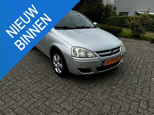 Opel Corsa 1.2-16V Maxx