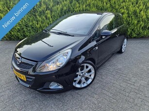 Opel Corsa 1.6-16V T OPC (bj 2009)