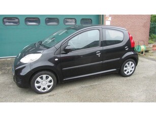 Peugeot 107 1.0-12V XS