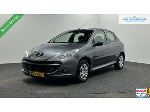 Peugeot 206 + 1.4 XSTrekhaak5-DeursAircoNAPElektrische