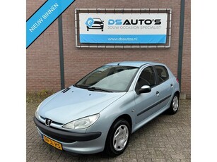 Peugeot 206 1.4 XT (bj 2002, automaat)