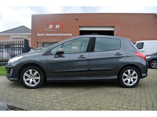 Peugeot 308 1.6 VTi XS airco panoramadak trekhaak nieuwe