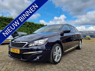 Peugeot 308 SW 1.2 e-THP Blue Executive PANODAK NIEUWE