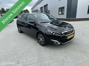 Peugeot 308 SW 1.2 PureTech Allure pano