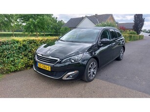 Peugeot 308 SW 1.2 PureTech Blue Lease Premium