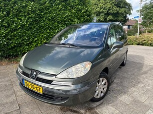 Peugeot 807 8 ZITER MET KOELE AIRCO & JAAR APK!