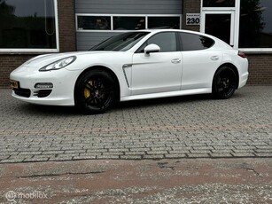 Porsche Panamera 4.8 4S AUT LEDER/XENON/NAVI/SCH/DAK/PDC