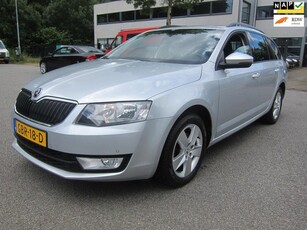 Skoda Octavia Combi 1.2 TSI Greentech CLIMA CRUISE PDC V+A