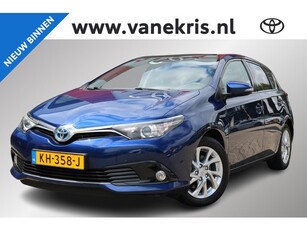 Toyota Auris 1.8 Hybrid Trend , Trekhaak, Pano, Navi