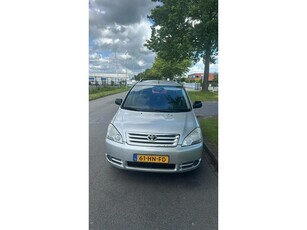 Toyota AVENSIS VERSO (bj 2001)