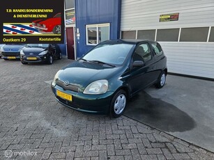 Toyota Yaris 1.0-16V VVT-i Sol