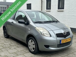 Toyota Yaris 1.0 VVTi AIRCO