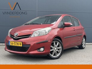 Toyota Yaris 1.3 VVT-i Dynamic Automaat Navi