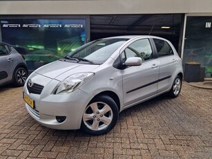 Toyota Yaris 1.3 VVTi Luna 1E EIGENAAR 12 MND GARANTIE