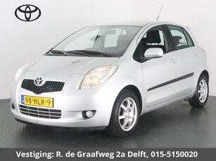 Toyota Yaris 1.3 VVTi Sol Airco Centrale