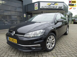 Volkswagen Golf 1.0 TSI Comfortline / NAV / PDC 2x /