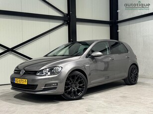 Volkswagen Golf 1.0 TSI Connected Series navi